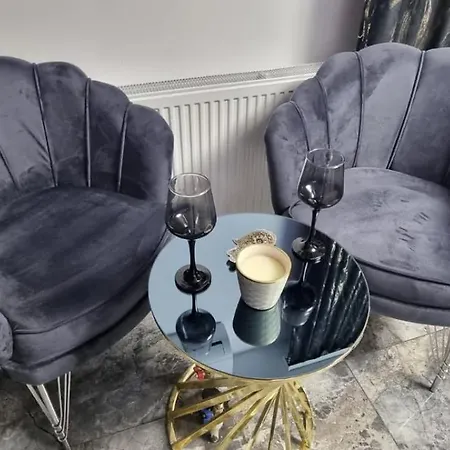 Апартаменты Back To Black