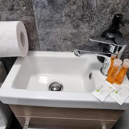 Apartament Back To Black